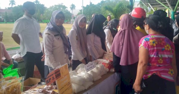 Pasar Murah Pemkot Parepare Diserbu Warga