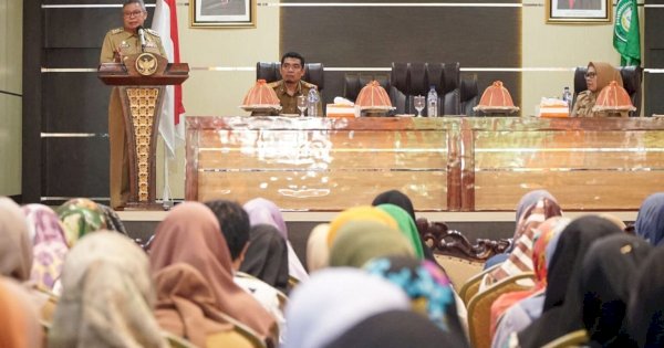 Wali Kota Taufan Pawe Buka Pendidikan Politik Perspektif Gender