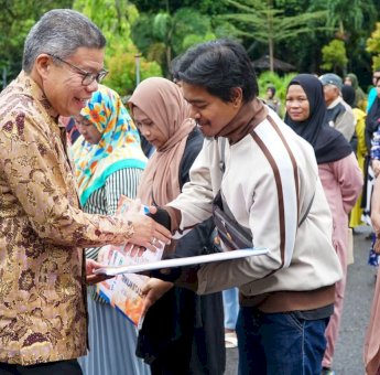 Pemkot Parepare Salurkan Rastra Peduli, Ini Kata Wali Kota Taufan Pawe