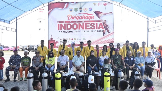 Pembukaan Festival Bahari Luwu Utara.