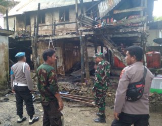 Dua Unit Rumah Kebakaran di Rakrak Bontomatene, Kerugian Ditaksir Ratusan Juta Rupiah&nbsp;