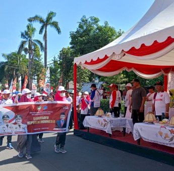 SKPD Pemkab Gowa dan Organisasi Masyarakat Antusias Meriahkan Gerak Jalan HUT RI