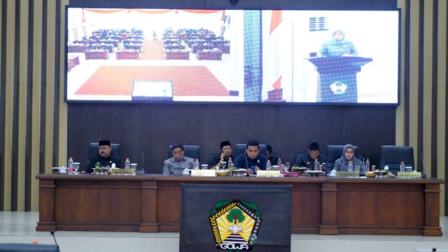 Suasana Pemandangan Umum Fraksi-Fraksi DPRD Kabupaten Gowa, di Ruang Rapat Paripurna DPRD Kabupaten Gowa, kemarin. (Dok. Humas Gowa)