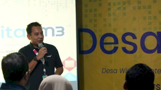 IOH melalui brand IM3 hadir berkontribusi dalam mendorong kebangkitan ekonomi melalui pemberdayaan dan kemajuan pelaku UMKM dengan mengagas program Desa Digital IM3 di Desa Lantebung, Kota Makassar, kemarin. (Dok. IOH)