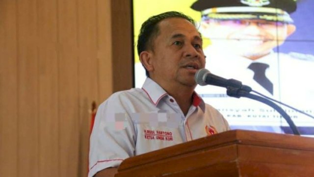 Ketua KONI Kutim Rudi Hartono, memberikan sambutan saat pembukaan penyelenggaraan Body Finness Open Tournament 2023, Sabtu (26/08/2023). (Istimewa)