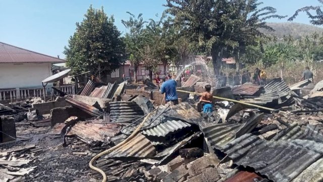 Inilah kondisi rumah warga yang terkena musibah kebakaran di Desa Sagu, Kecamatan Adonara, NTT. (Istimewa)