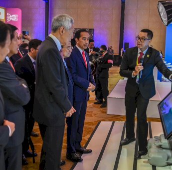 Hadiri Forum AIPF, PLN Paparkan Green Enabling Supergrid hingga Finalisasi PLTS Terapung Cirata