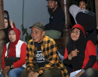Lewati Hutan yang Gelap, Deng Ical Tetap Hadiri Temu Sibat di Gowa
