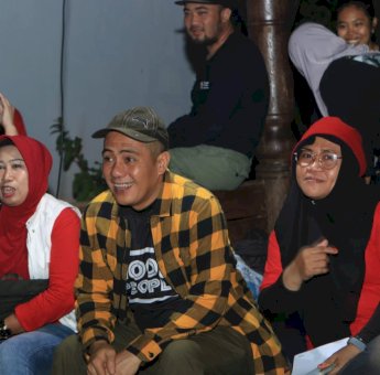 Lewati Hutan yang Gelap, Deng Ical Tetap Hadiri Temu Sibat di Gowa