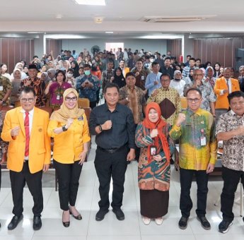 Pj Gubernur Bahtiar Kobarkan Semangat Gotong Royong di Kampus UNM