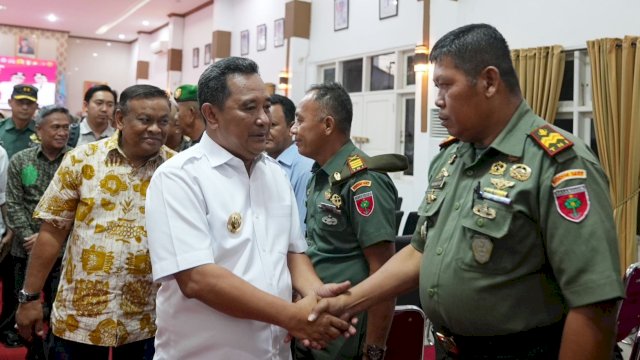 Pj Gubernur Sulsel Sampaikan Arahan Diakhir Masa Jabatan Fashar Padjalangi dan Ambo Dalle di Bone