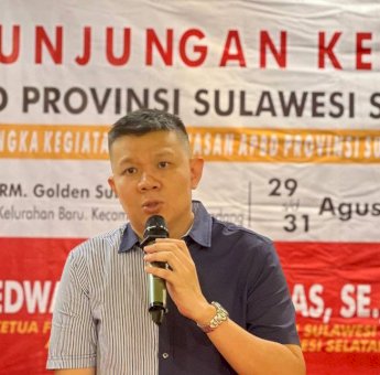 Kunker Pengawasan APBD Sulsel, Edward Horas Temui Warga Kecamatan Ujung Pandang