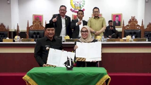 Rapat paripurna DPRD Sulsel terkait penandatanganan Nota Kesepakatan Perubahan KUA PPAS APBD Perubahan Sulsel tahun anggaran 2023, Jumat (15/9/2023). (Foto: Istimewa)