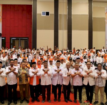 Ahmad Syaikhu Bakar Semangat Kader dan Caleg PKS se Sulsel