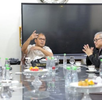 Danny Pomanto Beri Motivasi Kontingen Kejuaraan Dunia Federasi Barongsai Sulsel