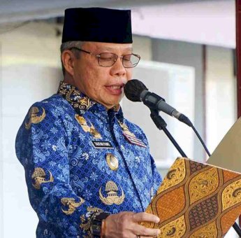 Jadi Irup HKN, Taufan Pawe Tekankan Tingkatkan Pelayanan Kepada Masyarakat