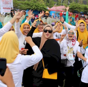 Ketua PKK Erna Rasyid Taufan Pimpin Kontingen Parepare Ikut Lomba di Jombore Tingkat Provinsi