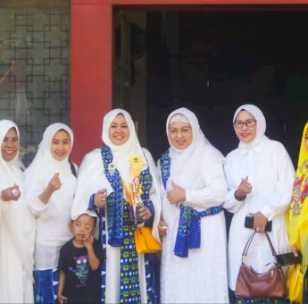 Kontingen Parepare Raih Juara Favorit Lomba Defile Pada Silaturahmi Akbar BKMT