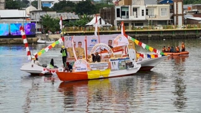 Semarakkan Festival Salo Karajae, Disdag Parepare Hias Perahu Bertemakan Pemberdayaan Industri