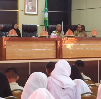 Wali Kota Taufan Pawe Buka Sosialisasi Pemilu bagi Pemilih Pemula