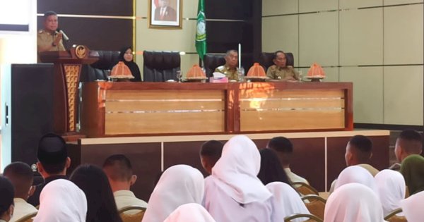 Wali Kota Taufan Pawe Buka Sosialisasi Pemilu bagi Pemilih Pemula