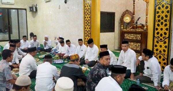 Wali Kota Taufan Pawe Hadiri Safari Zikir di Masjid Jami Al Manar