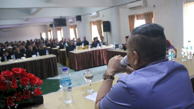 Sartono Sosialisasikan UU Perpustakaan di Kecamatan Sambit, Ponorogo Untuk Membangun Semangat Literasi