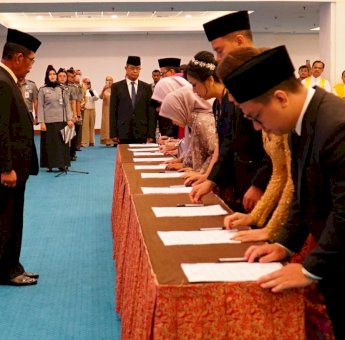 57 Notaris Kanwil Kemenkumham Sulsel Dilantik, Liberti Sitinjak: Bekerjalah Dengan Tidak Berpihak