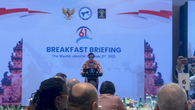 Menkumham RI Yasonna H Laoly saat memberikan arahan dihadapan para duta besar negara anggota AALCO, di sela-sela Breakfast Meeting AALCO, di Jakarta, kemarin. (Dok. Humas Kanwil Kemenkumham Sulsel)
