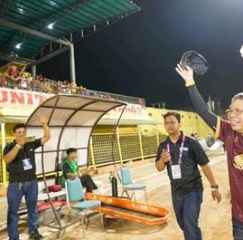 Wali Kota Parepare Taufan Pawe Pamit dari Suporter PSM Makassar