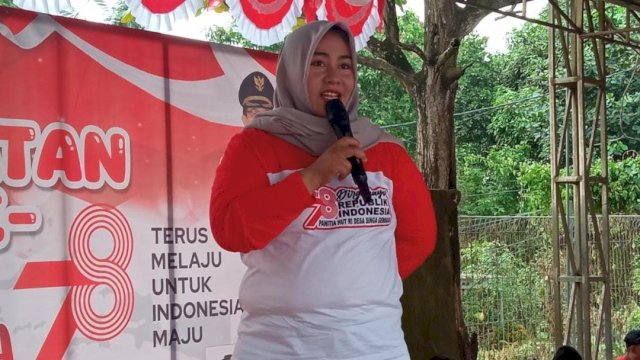 Kepala Desa Singa Gembara, Kabupaten Kutai Timur, Hamriani Kassa. (Istimewa)