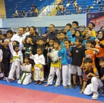 Wabup Kasmidi Ingin Open Turnamen Taekwondo Rutin Digelar di Kutim