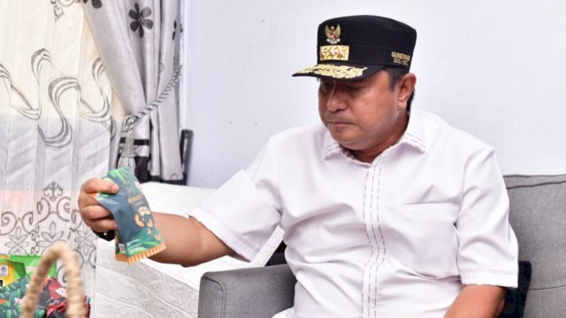 Pj Gubernur Bahtiar Dukung Pelaku IKM Kacang Mete Tingkatkan Produksi