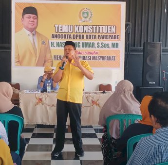 Legislator Golkar Parepare Nasarong Umar Temu Konstituen, Komitmen Perjuangkan Aspirasi Warga Bacukiki Barat Hingga Terealisasi