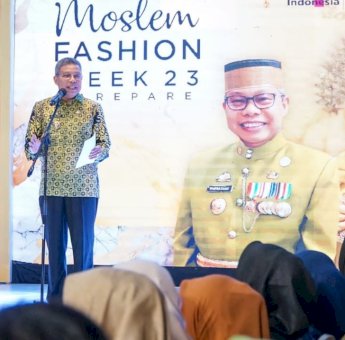 Tingkatkan Pemanfaatan Busana Lestarikan Budaya Lokal, Taufan Pawe Apresiasi Muslim Fashion Week 2023