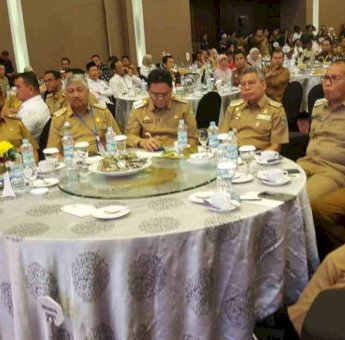 Wali Kota Parepare Taufan Pawe Ikuti Rakor Sukseskan Pemilu dan Pilkada Serentak 2024 di Makassar