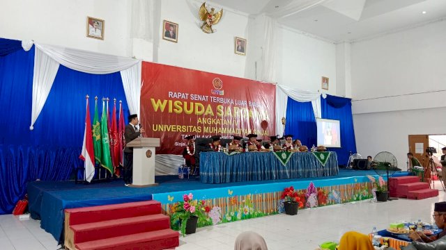 Kepala LLDIKTI Wilayah IX Sultan Batara, Drs A. Lukman, M.Si.