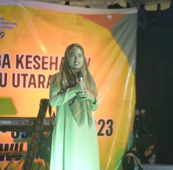 Peringatan HKN, Indah Putri Indriani Minta Tenaga Kesehatan Terus Berbenah