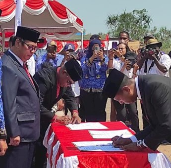 Lantik 21 Pejabat Pemprov, Pj Gubernur Papua Selatan Ingatkan Abdi Negara Jangan Lalai Bertugas