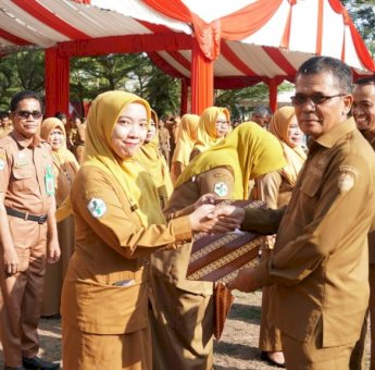 31 Nakes di Gowa Terima Penghargaan, Dinilai Berhasil Kelola Puskesmas