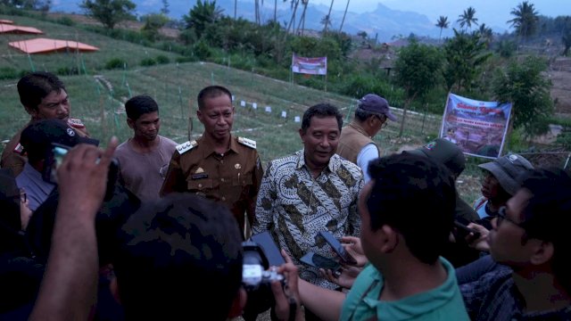 Produksi Bawang Merah Berkurang Karena El Nino, Pj Gubernur Bakal Bantu Sumur Bor untuk Petani Enrekang