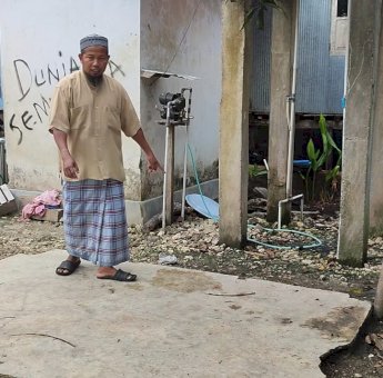 Imam Masjid di Selayar Gadai Emas Istri, Tutupi Utang Proyek Pemerintah