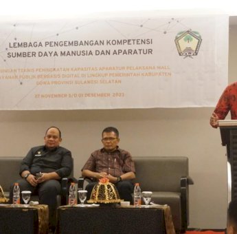 DPM-PTSP Gowa Latih Peningkatan Service Excellent Berbasis Digital Bagi Pelaksana Layanan di MPP