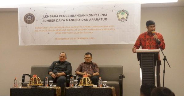 DPM-PTSP Gowa Latih Peningkatan Service Excellent Berbasis Digital Bagi Pelaksana Layanan di MPP