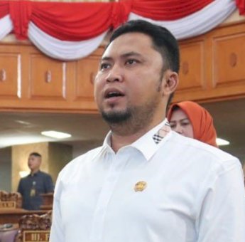 Tepati Janji, Ramadhani Realisasikan Jalan Padat Karya di Kutim