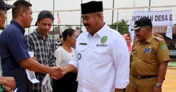 Pemkab Kukar Sokong Warga Embalut Melalui Bantuan Kukar Idaman