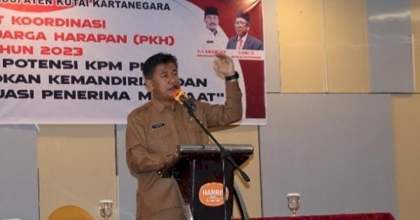 PKH Berikan Bantuan Layanan Dasar Bagi Keluarga Miskin