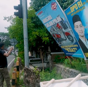 APK Peserta Pemilu 2024 di Sinjai Ditertibkan, Vendor Menang di Reklame Caleg