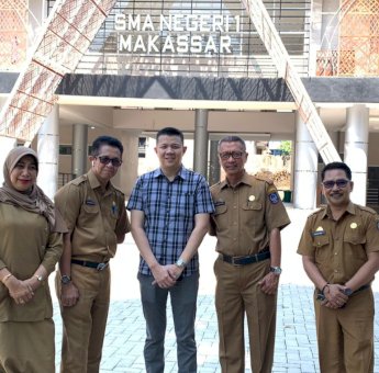 Kunker Pengawasan APBD Sulsel di SMA Negeri 1 Makassar, Edward Horas Terima Aspirasi Soal Perpustakaan