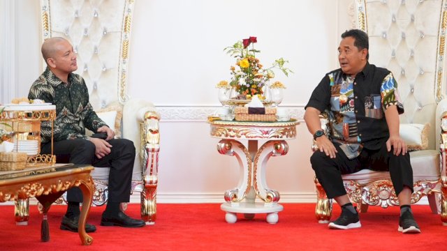 Pj Gubernur Sulsel, Bahtiar Baharuddin saat menerima kunjungan Deputi Bidang Koordinasi Infrastruktur dan Transportasi Menko Marves RI, Rachmat Kaimuddin, Jumat (3/11/2023). (Foto: Istimewa)